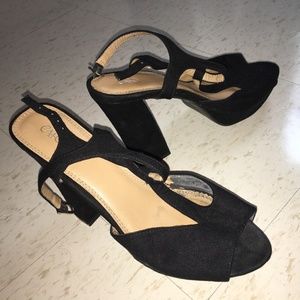 open toed black platform heels